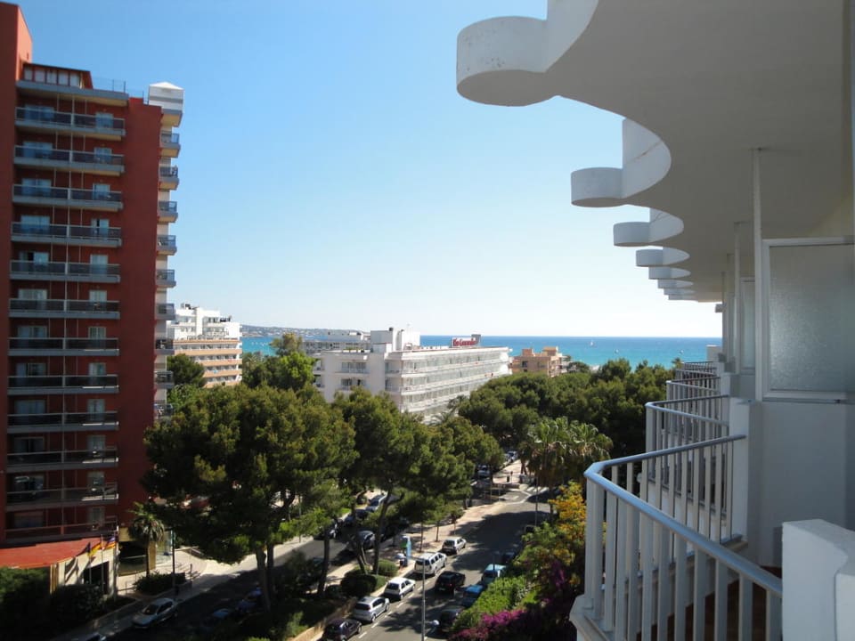 Ausblick vom Balkon 6. Etage Hotel Riu Festival