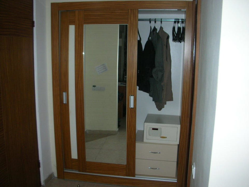 Schrank Greenwood Kemer Resort
