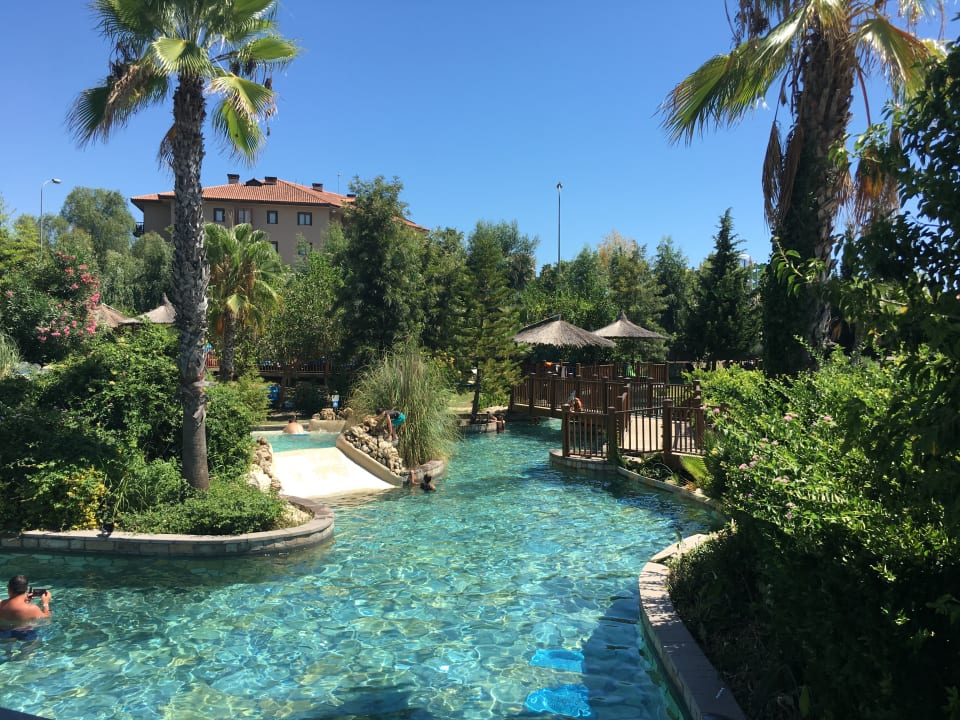 Pool Club Grand Side