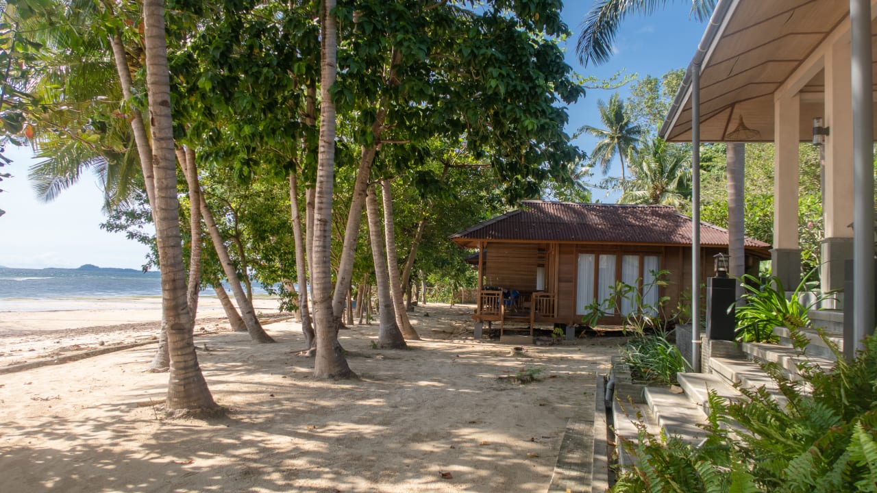 Außenansicht Bastianos Bangka Dive Resort