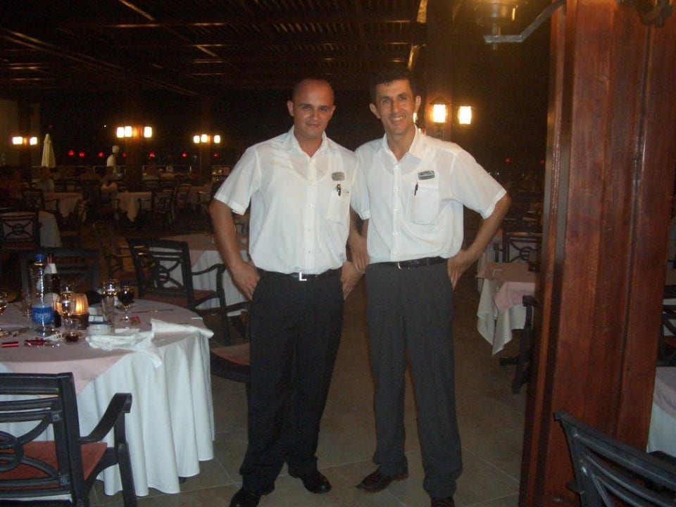 Orhan und Sebahattin Sherwood Exclusive Lara