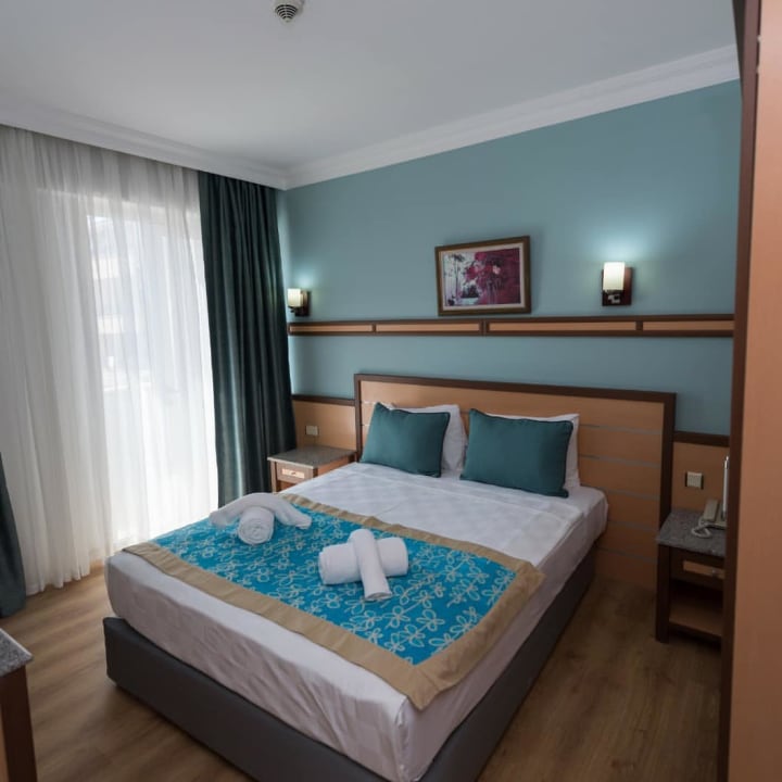 Zimmer Side Village Hotel