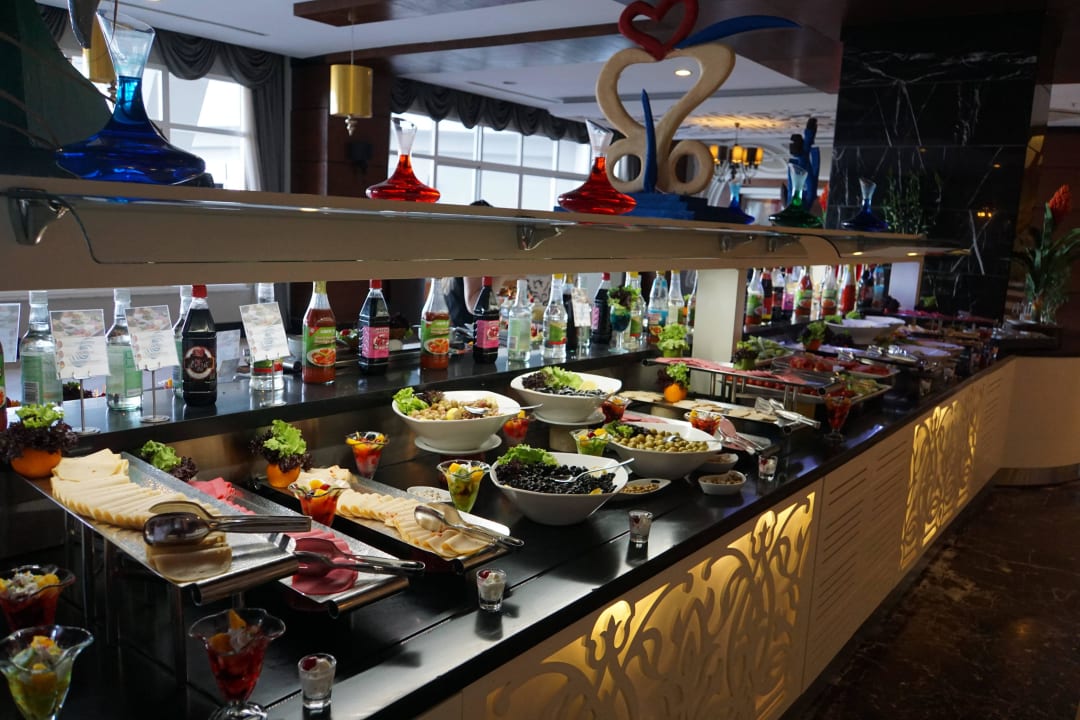 Buffet Seaden Sea Planet Resort & Spa
