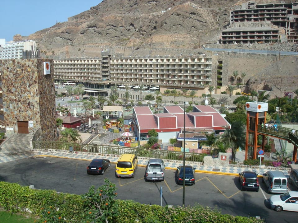 Widok z pokoju LIVVO Costa Taurito