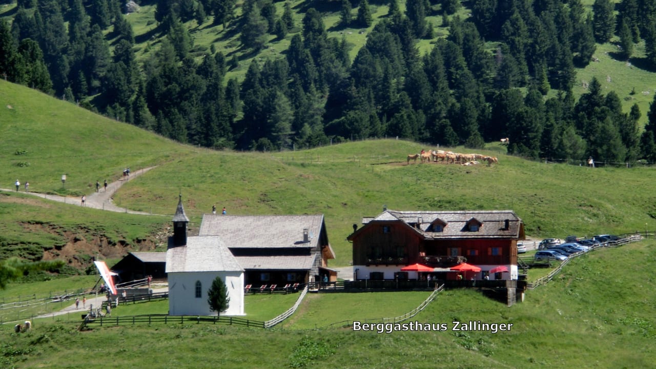 Von der Mahlknechthütte kommend Berghaus Zallinger