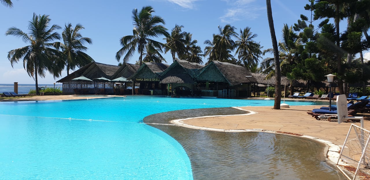 Pool Reef Hotel Mombasa