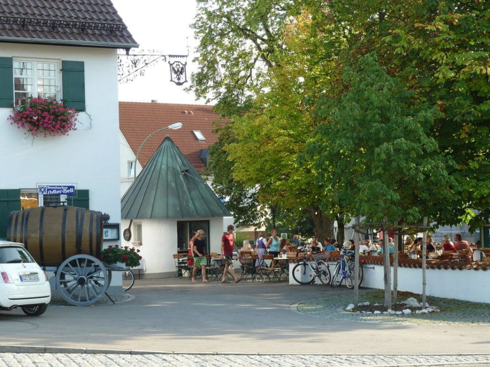 Biergarten Hotel Munding