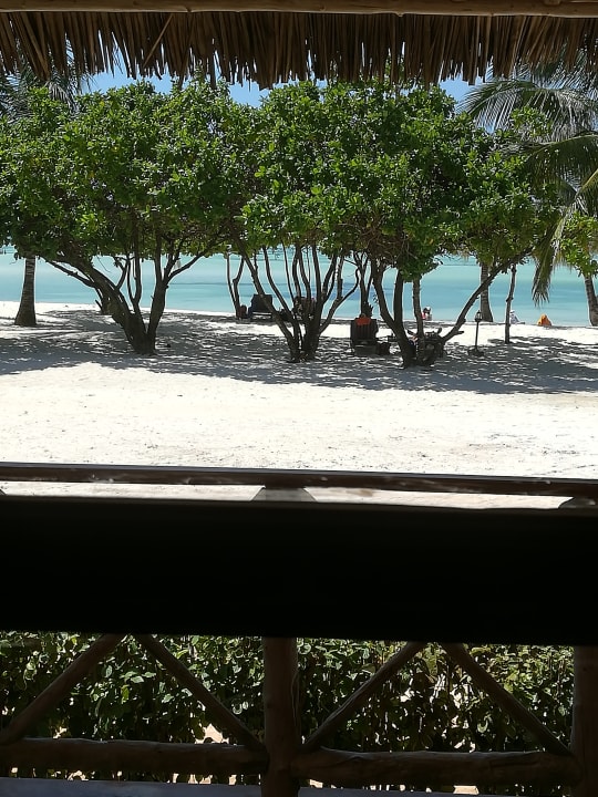 Strand Neptune Pwani Beach Resort & Spa