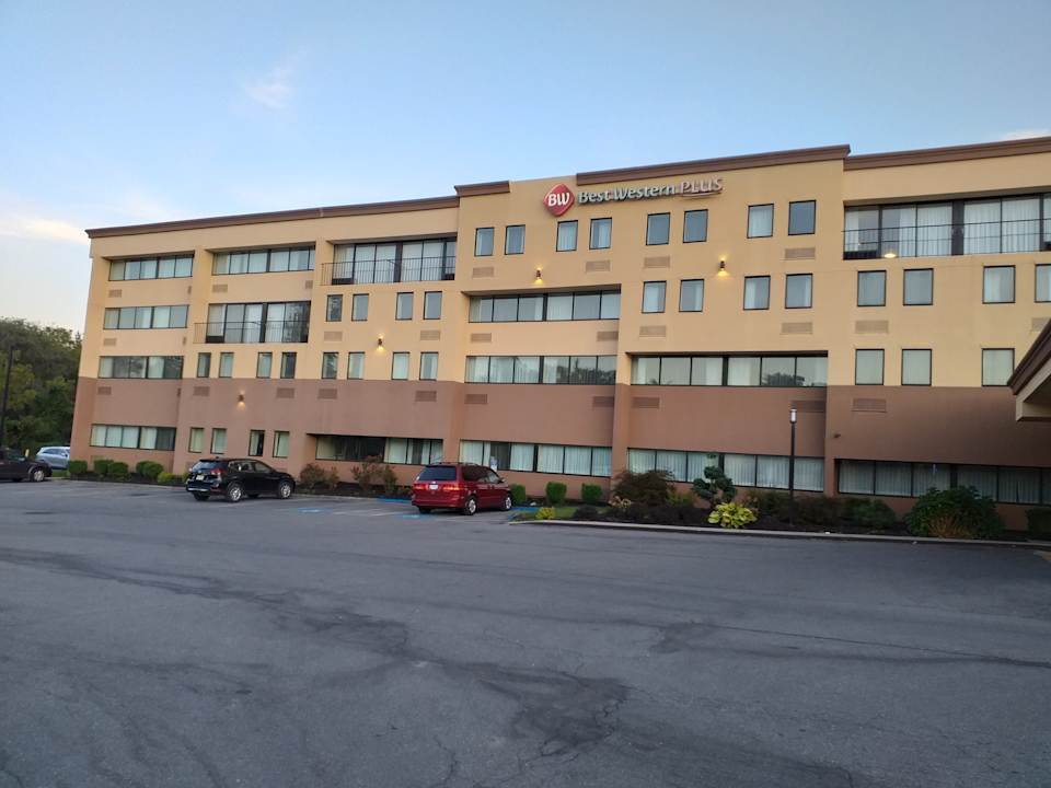 Außenansicht Best Western Plus Hotel Reading Inn & Suites