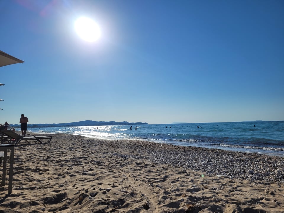 Strand Acharavi Beach Hotel