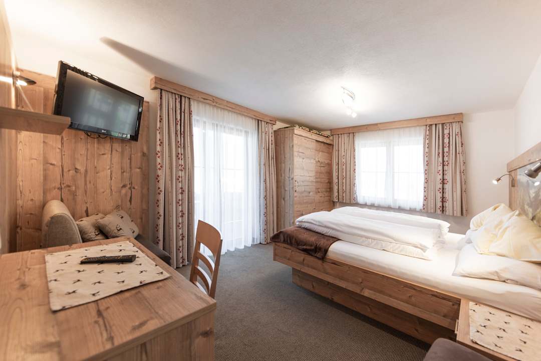 Zimmer Pension Garni Alpenhof