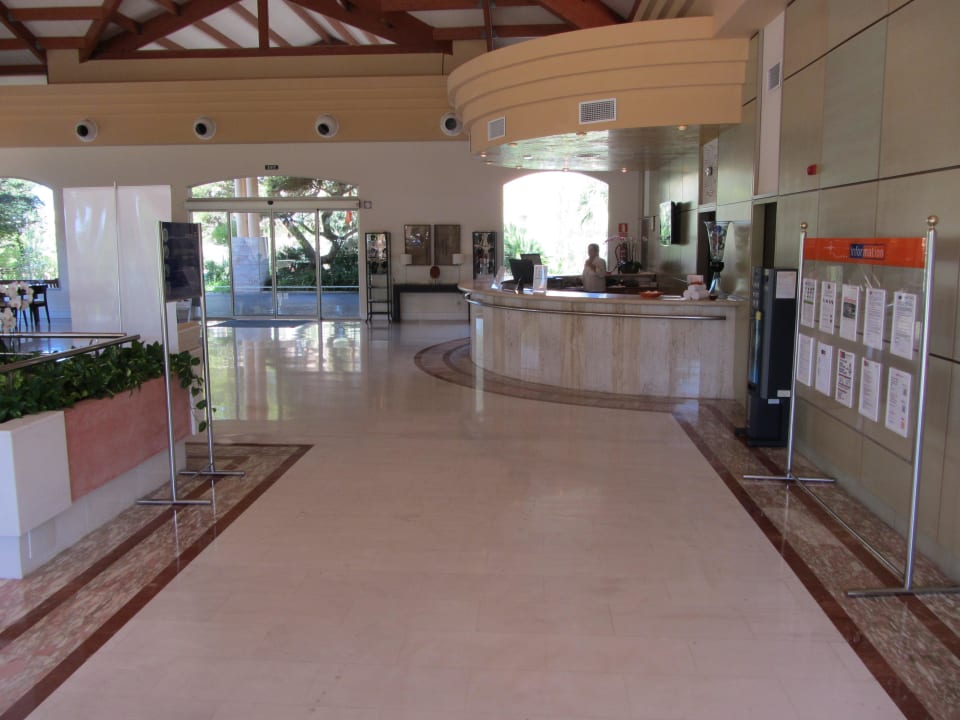 Rezeption Zafiro Mallorca