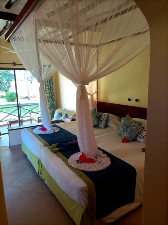 Zimmer Sultan Sands Island Resort & Spa