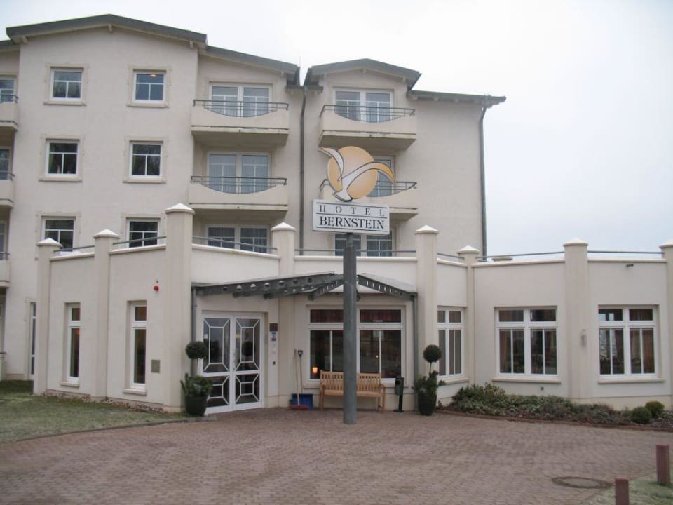 Eingangsbereich Hotel Bernstein Rügen