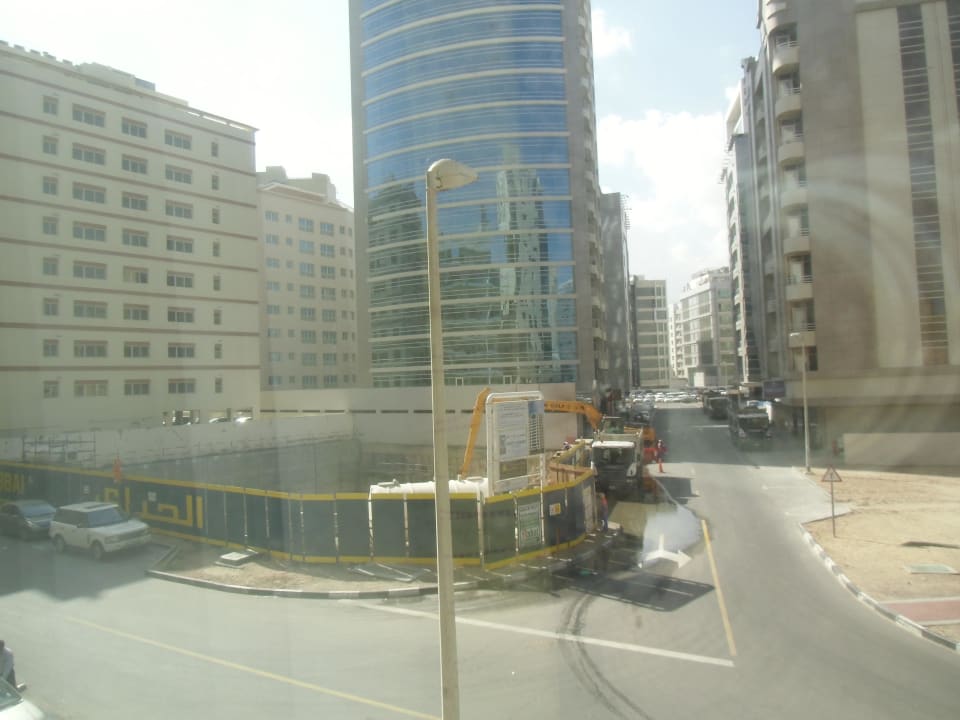 Außblick Zi. 110 hintenraus Citymax Hotel Al Barsha