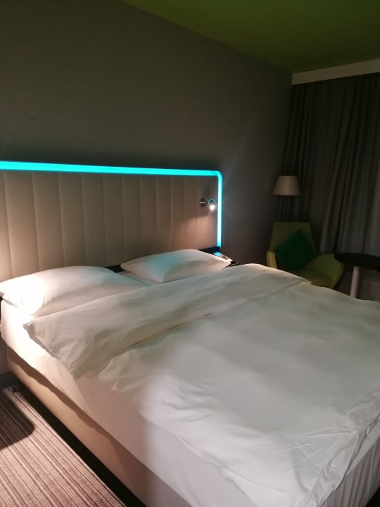 Zimmer Park Inn by Radisson Frankfurt Airport