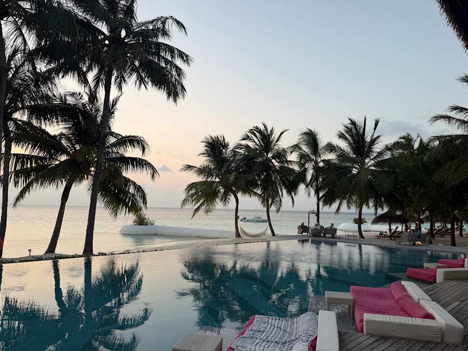 Pool OZEN LIFE MAADHOO