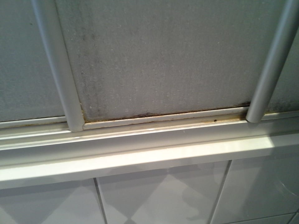 Duschabtrennung von außen Schlosshotel Bad Wilhelmshöhe Conference & Spa