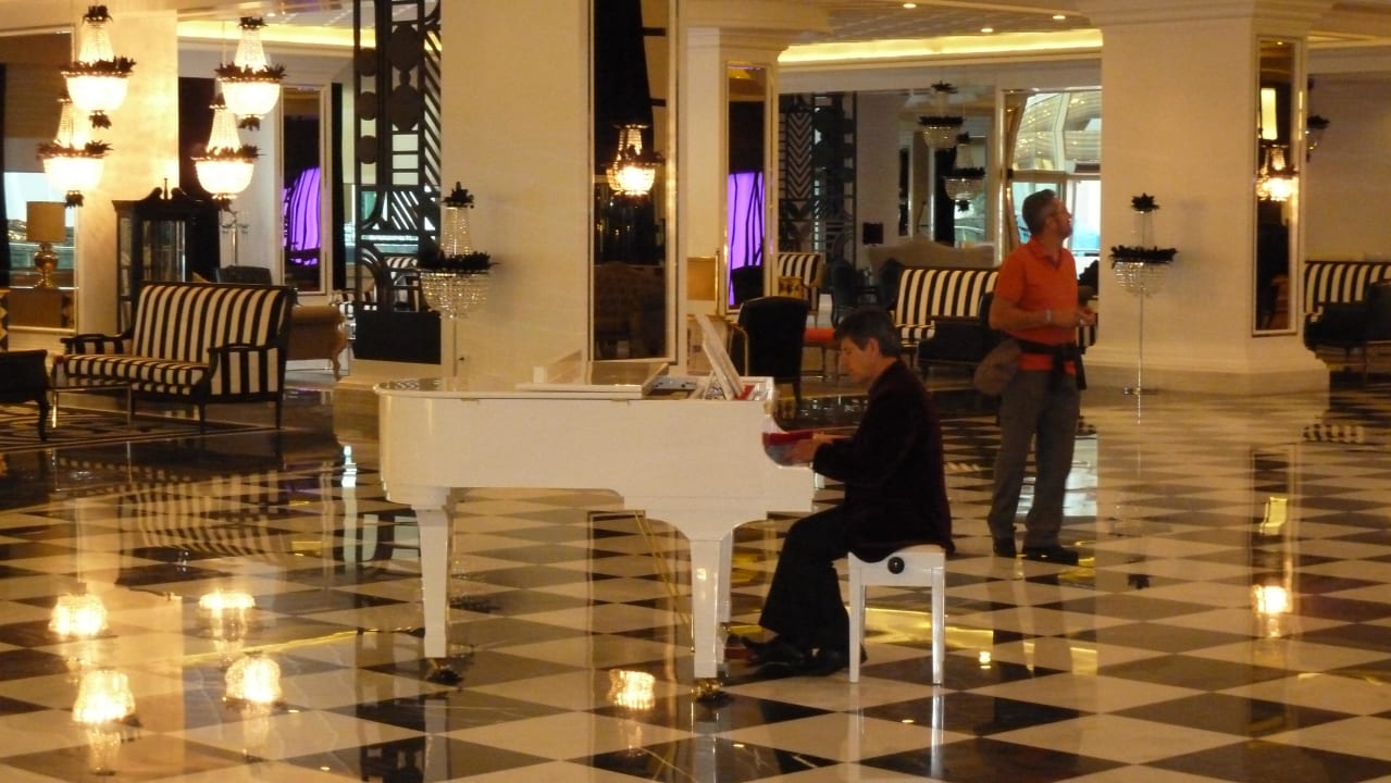 Klavierspieler Hotel Delphin Imperial