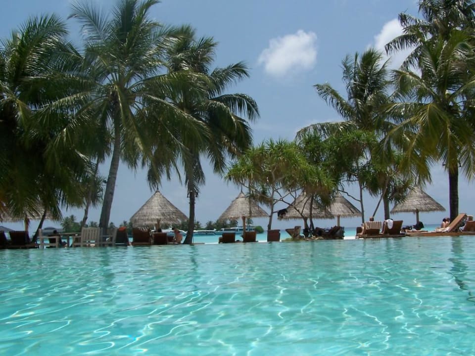 Blick vom Pool ins Meer! Villa Park Sun Island