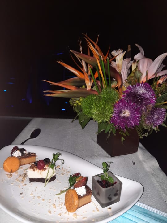 Gastro Blue Diamond Luxury Boutique Hotel