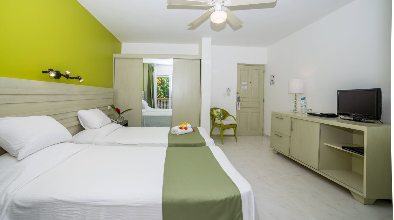 Standard 2 twin beds Hotel Villa Taina