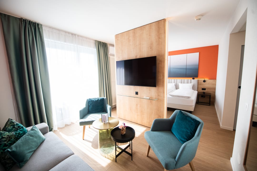 Zimmer Ascona Lodge, Pool & Garden Retreat