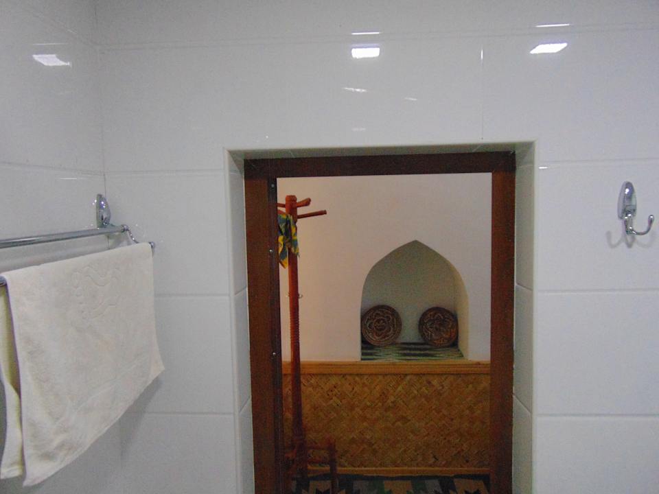 Zimmer Madrasah Polvon-Qori Boutique