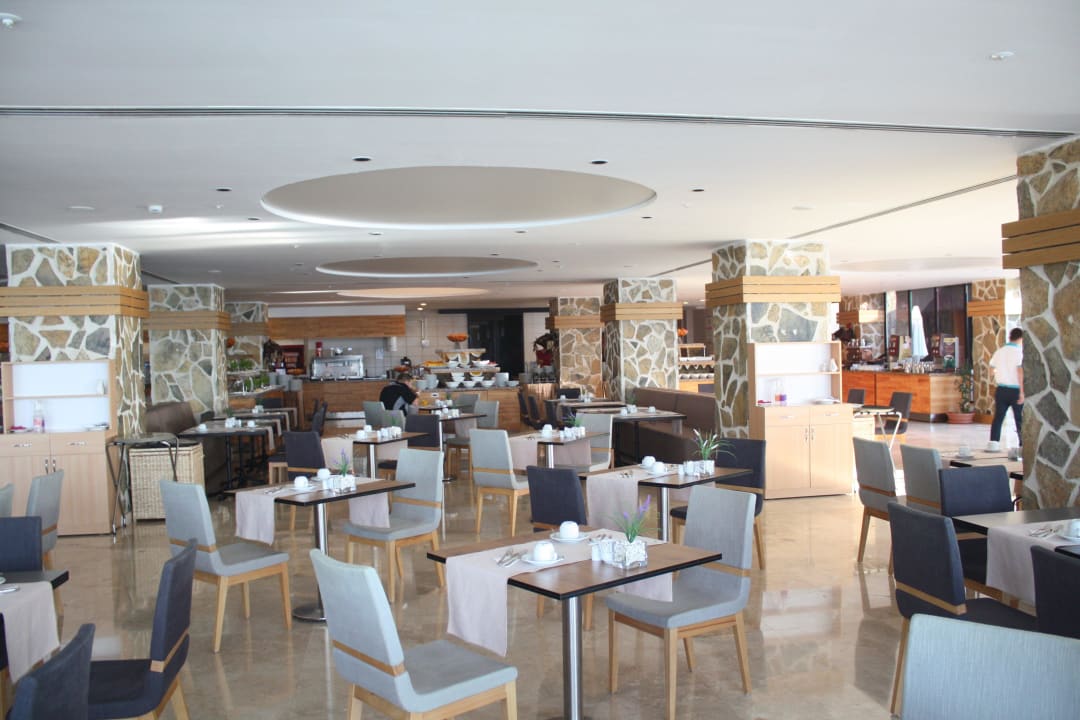 Morgens im Restaurant TUI BLUE Seno - Adults Only