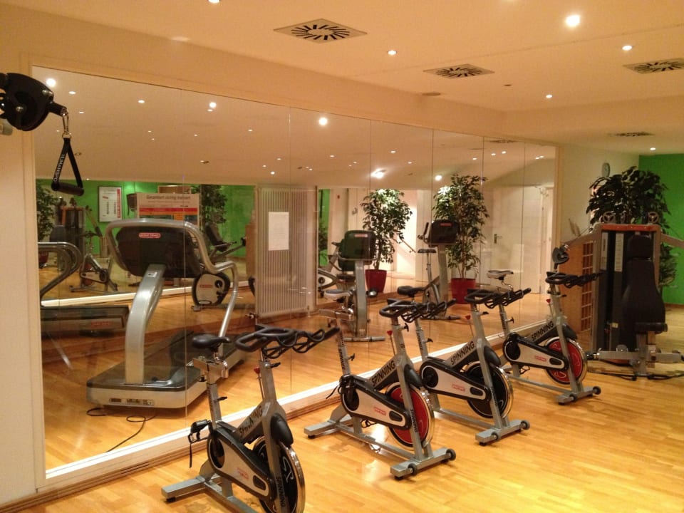 Spinningräder, Laufband & Crosser Hotel Das Ludwig