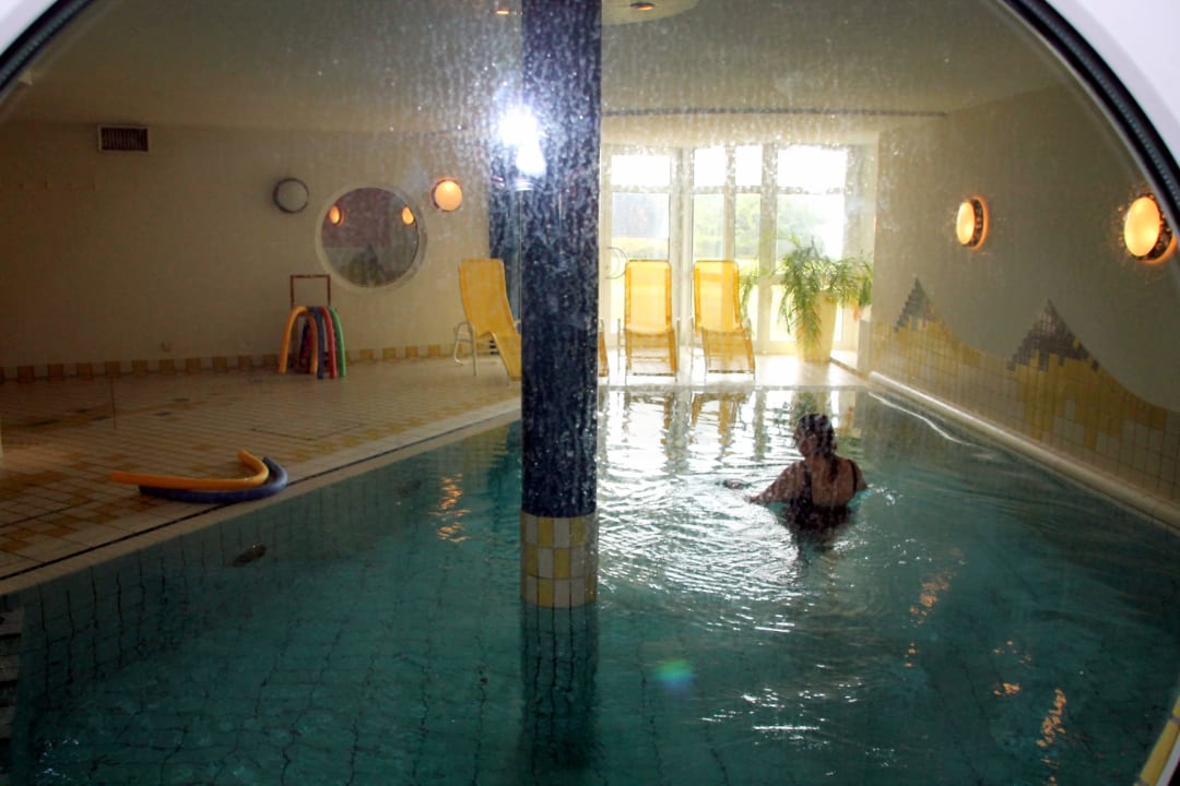 Schwimmbad im Keller Meeresblick Residenzen