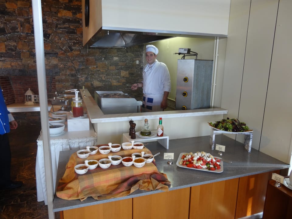 Teil vom Büffet im Hauptrestaurant Civitel Creta Beach