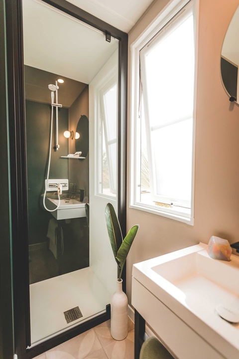 Zimmer Regenbogen Ferienanlage Burhave