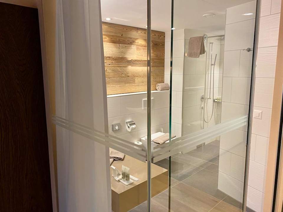 Zimmer Riverside Hotel