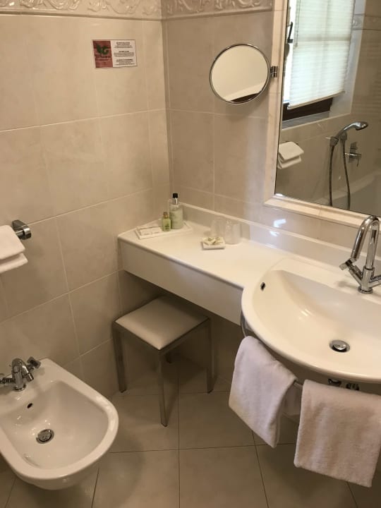 Zimmer Alpin & Vital Hotel La Perla