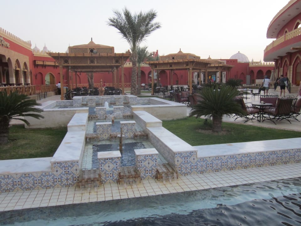 Außenansicht Pickalbatros Alf Leila Wa Leila Resort - Neverland Hurghada