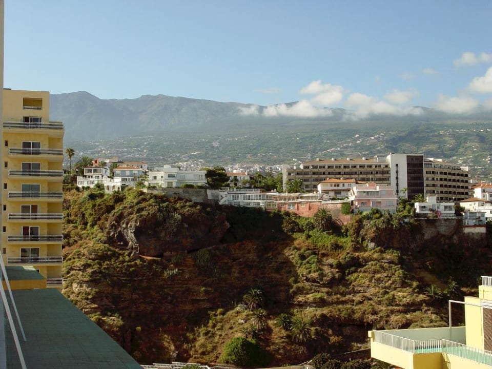 Landseitenblick von Hotel Atlantis Melia Costa Atlantis Tenerife