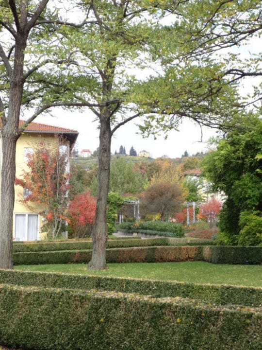 Gartenbereich Radisson Blu Park Hotel & Conference Centre, Dresden Radebeul