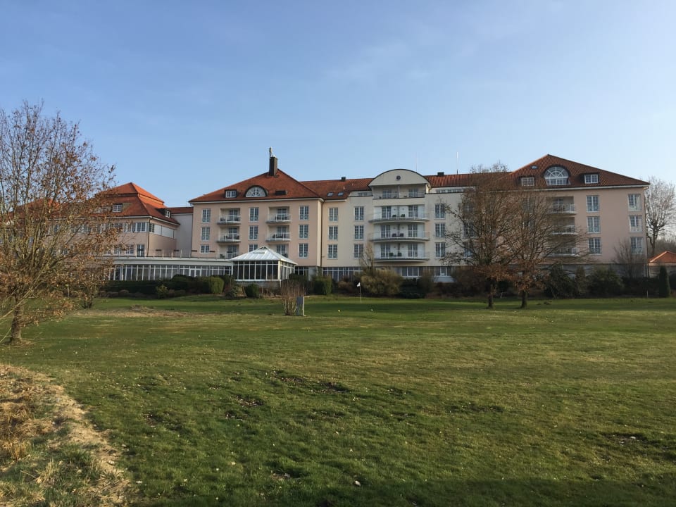 Außenansicht Golf & Sporthotel Wiesensee