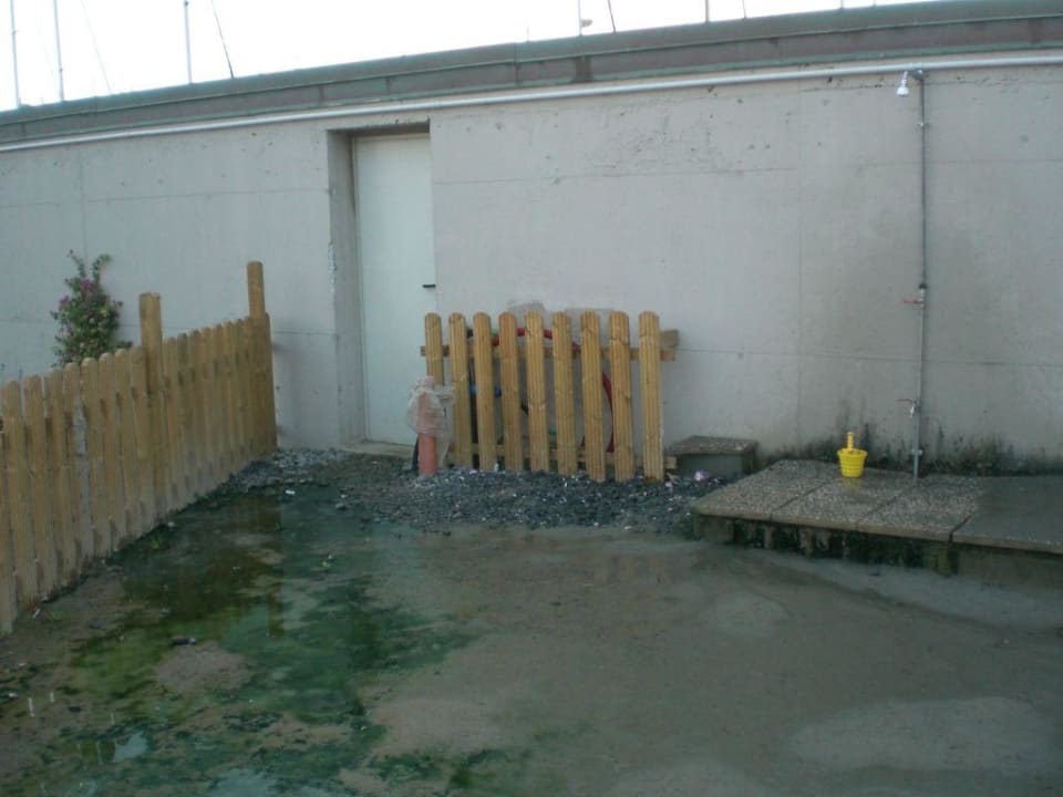 Strandduschen Aregai Marina Hotel & Residence