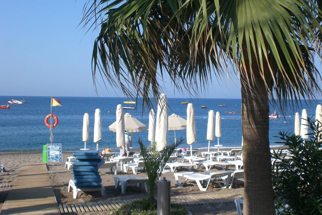 Weg zum Strand Saphir Resort & Spa
