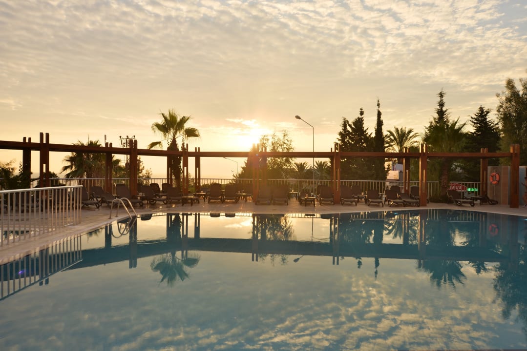 Pool Side Alegria Hotel & Spa - Adults only +16