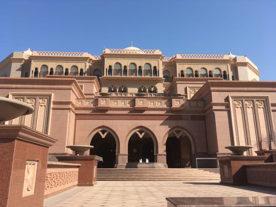 Außenansicht Emirates Palace Mandarin Oriental