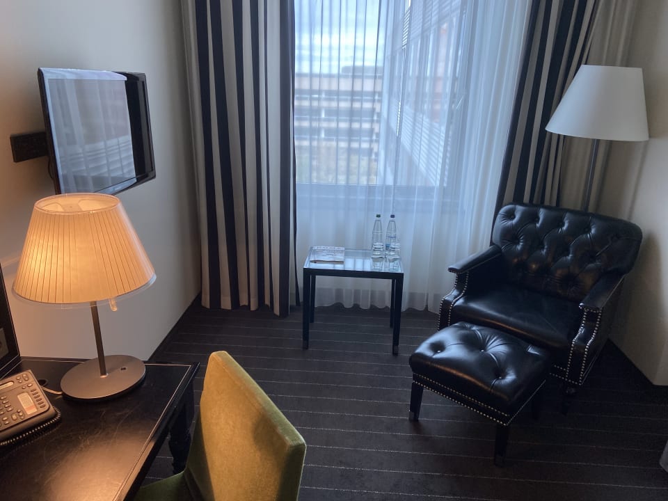 Zimmer Mövenpick Hotel Stuttgart Airport