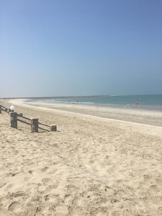Strand The Cove Rotana Resort