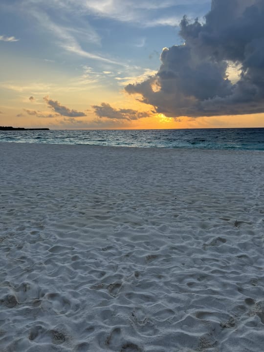 Strand Kudafushi Resort & Spa
