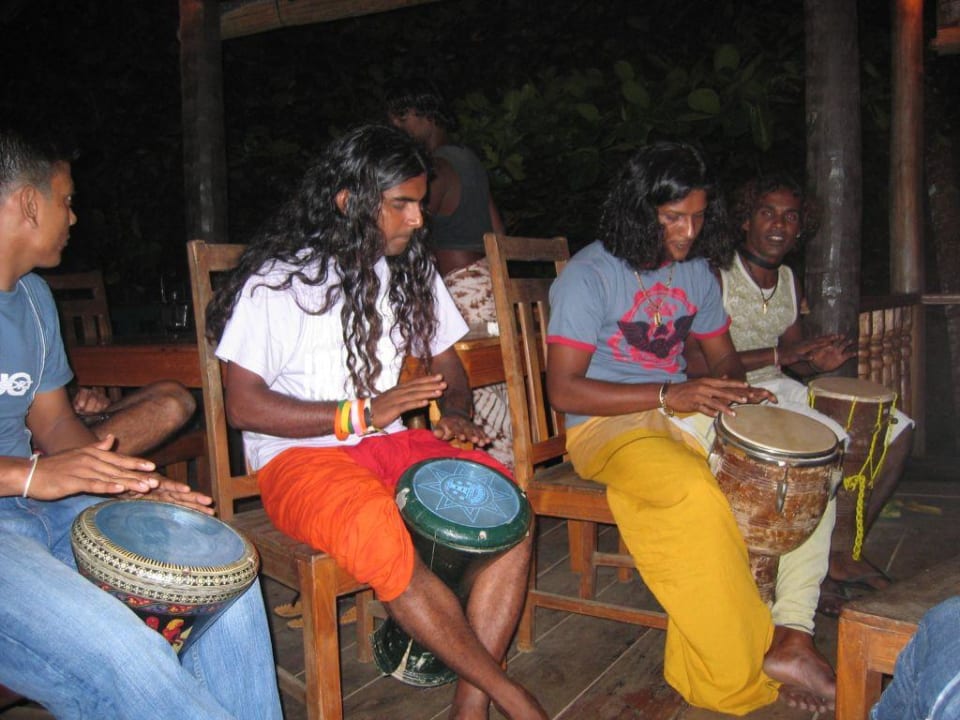 the faboulous Bongo Boys Wunderbar Beach Club Hotel