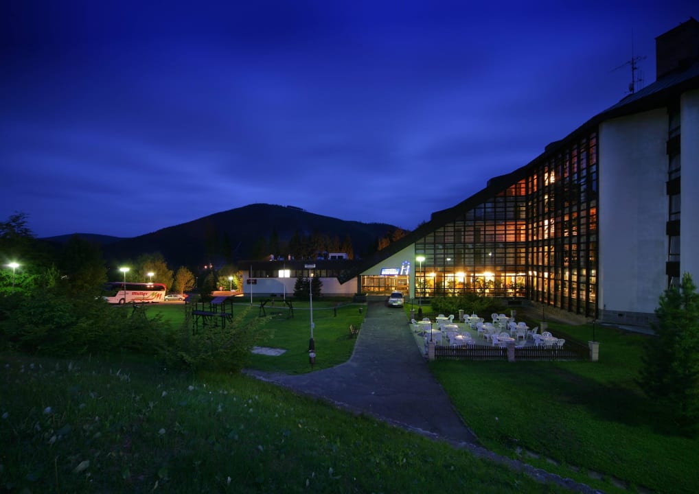 Warme Sommernächte Wellness Hotel Svornost