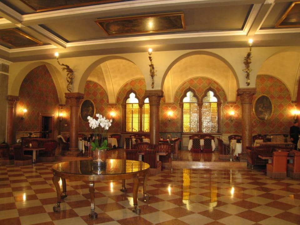 Pompöse Lobby Hotel Due Torri Baglioni