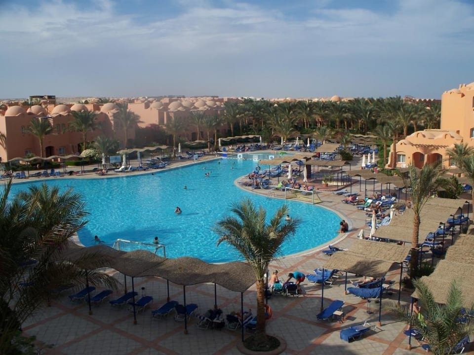 Riesen Pool Jaz Makadi Oasis Resort